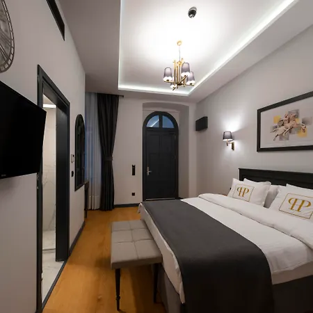Hotel Ferman Port