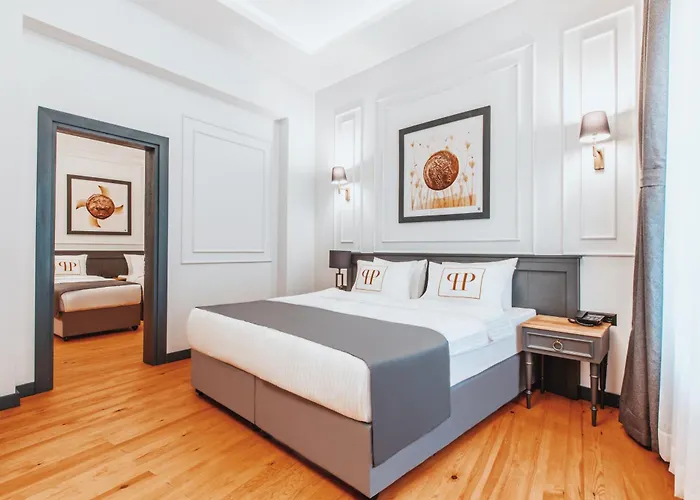 Hotel Ferman Port - Special Category